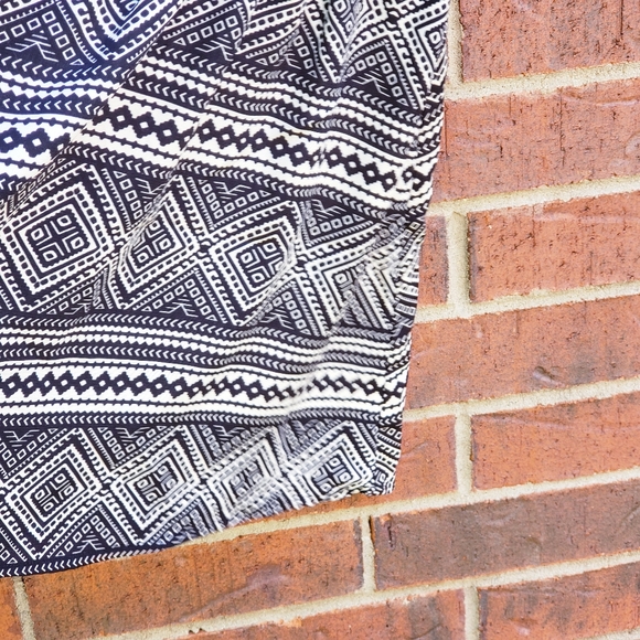 EUC Women Small Show Me Your Mumu Dress Aztec - Picture 4 of 8